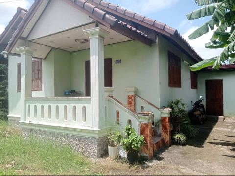 ດິນພ້ອມເຮືອນ