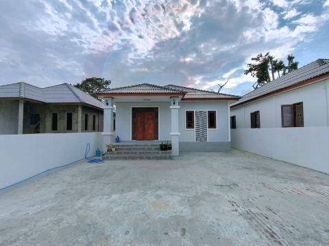Đất bán kèm nhà