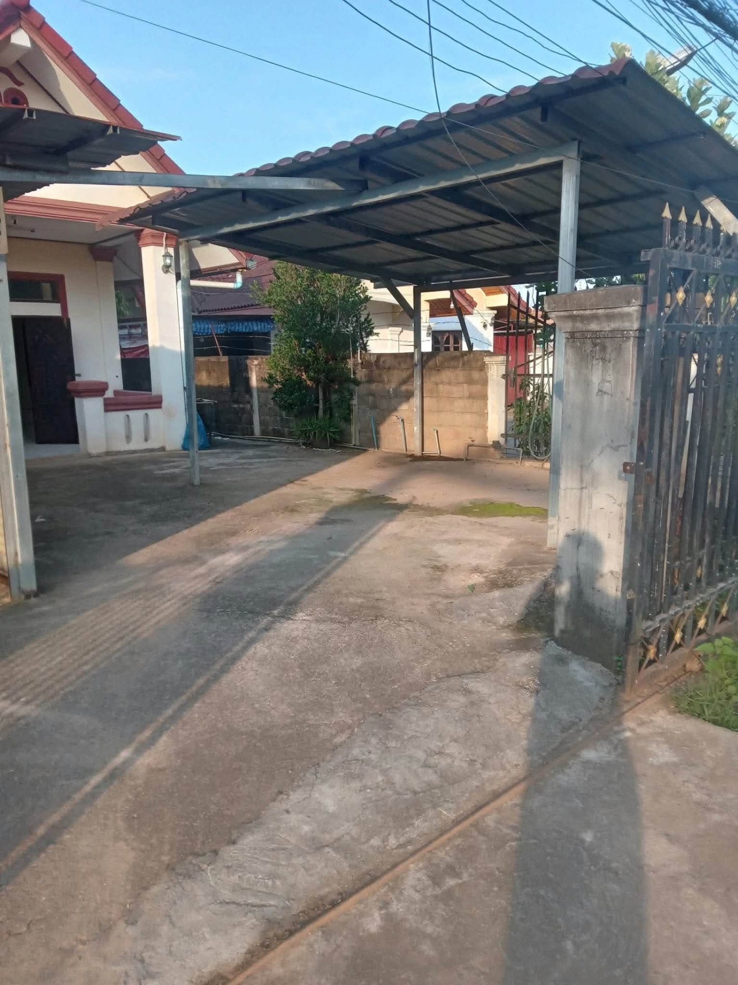 ເຮືອນໃຫ້ເຊົ່າ 3