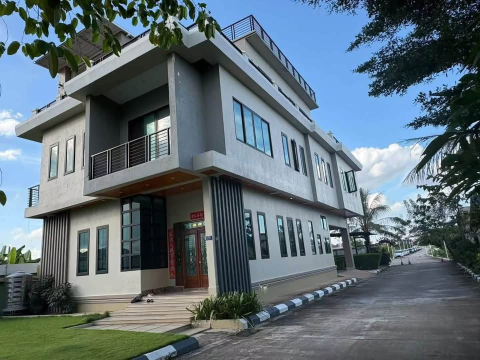 ເຮືອນໃຫ້ເຊົ່າ
