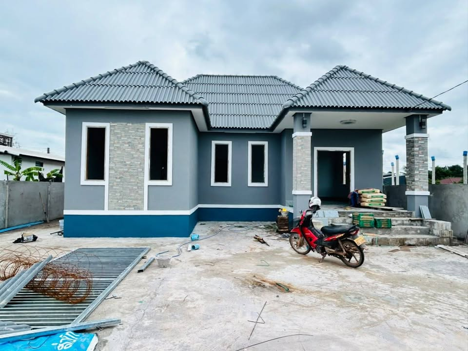 Selling Homes 1