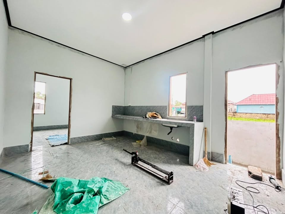 Selling Homes 4