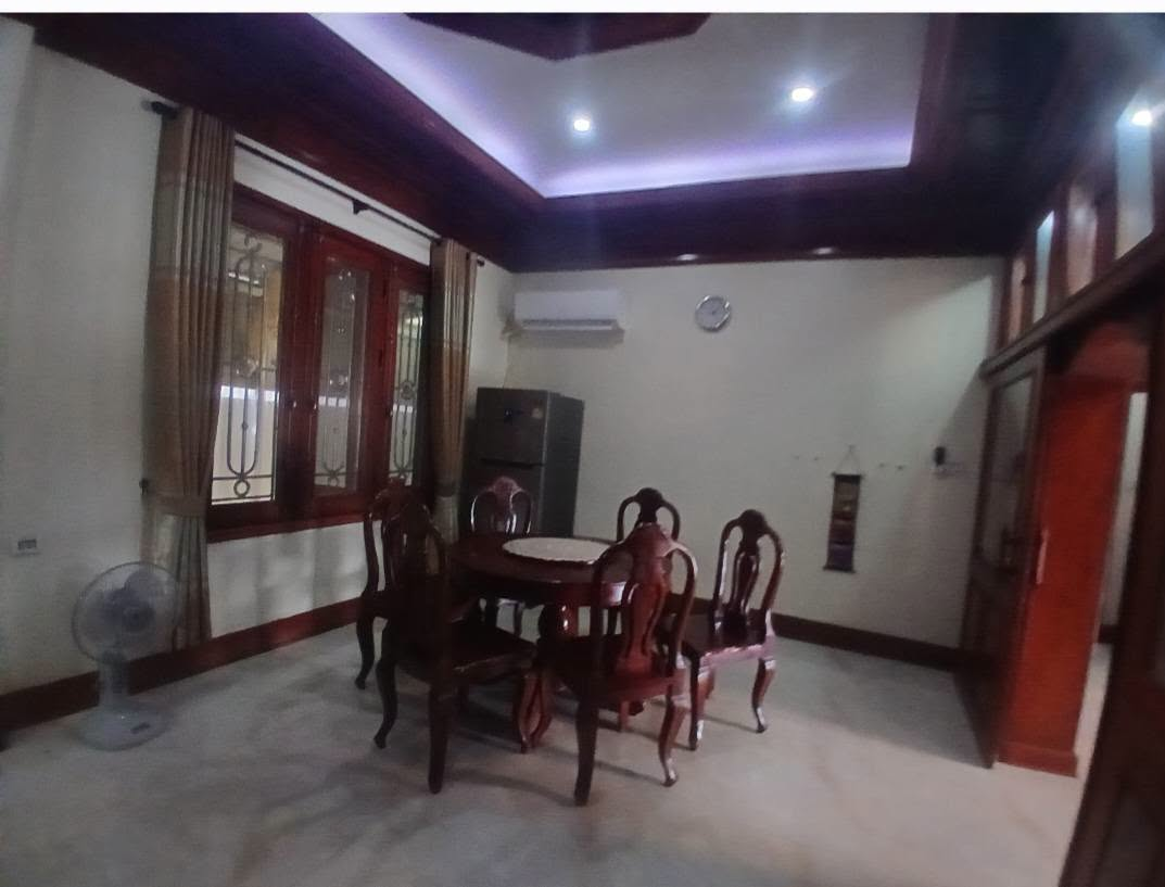 ເຮືອນໃຫ້ເຊົ່າ 5