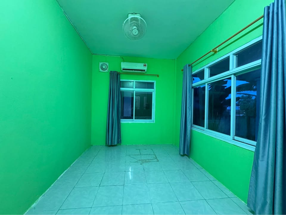 ຂາຍ 3