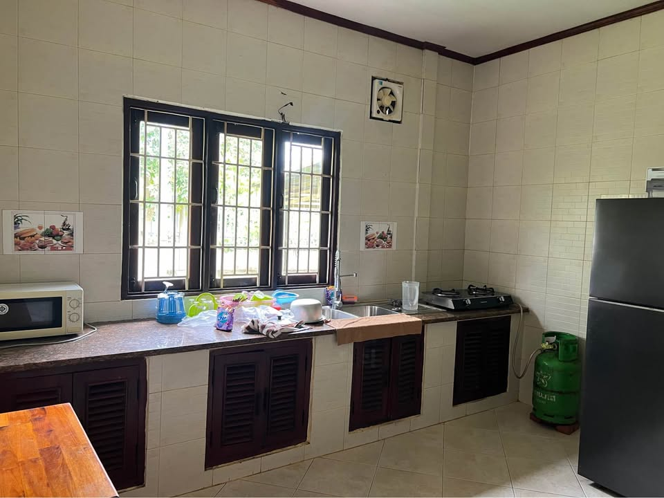 ດິນພ້ອມເຮືອນ 6