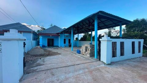 ຂາຍດິນພ້ອມເຮືອນວປຸກໃໝ່ໃກ້ຕະຫຼາດບ້ານສົມສະຫງ່າ ,ໃກ້ສະຖານີລົດໄຖຄຳສະຫວາດ