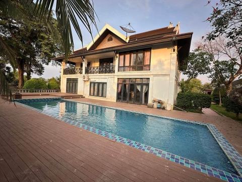 ເຮືອນໃຫ້ເຊົ່າ ພ້ອມເຂົ້າຢູ່