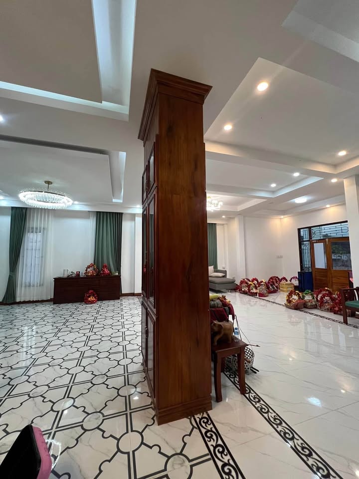 ເຮືອນໃຫ້ເຊົ່າ ພ້ອມເຂົ້າຢູ່ 3