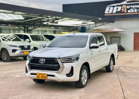 โตโยต้า รีโว