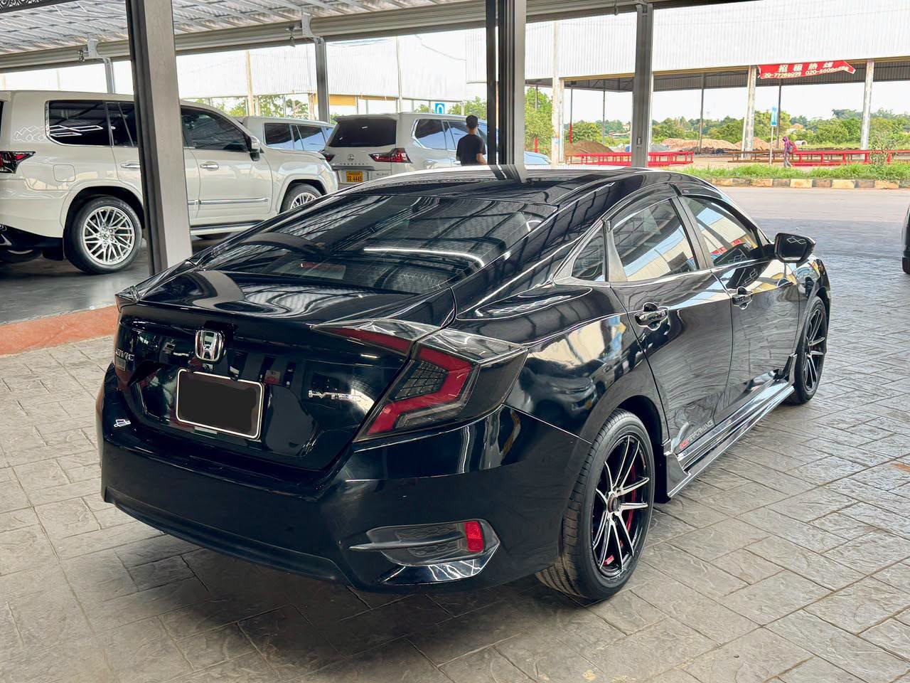 Honda Civic 2018 3