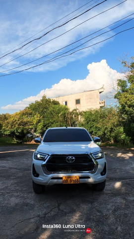 TOYOTA REVO