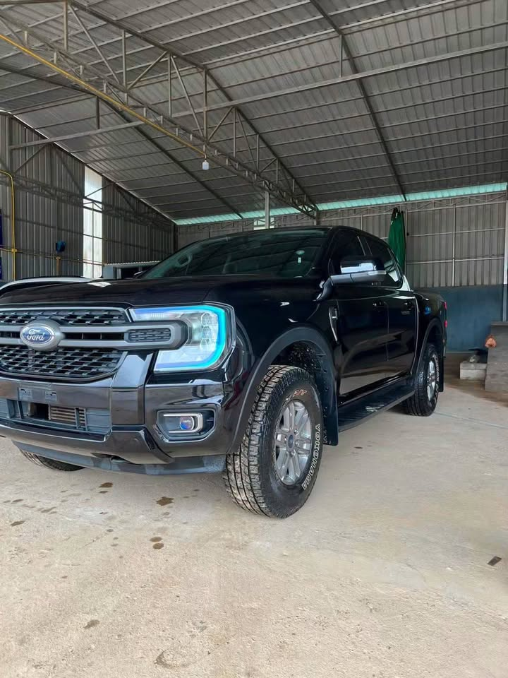 FORD XLS 1