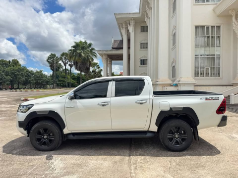 Toyota revo 4x2 ປີ2023