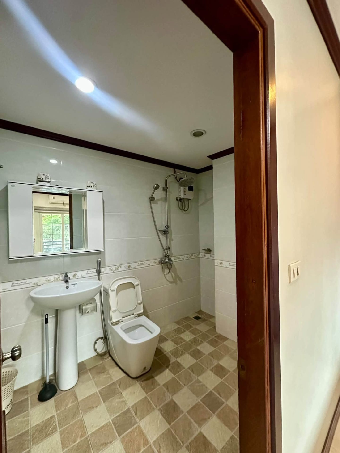 4G Apartment